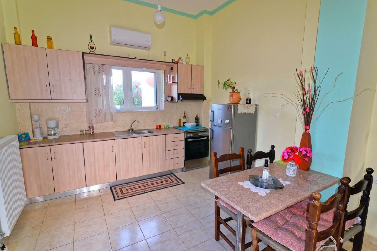 Kissamos Luxurious House Guest House ภายนอก รูปภาพ